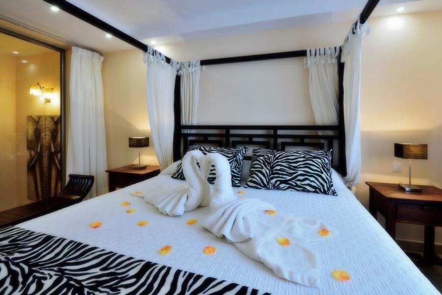 Evita Beach Suites Exclusivas カレタ・デル・セボ エクステリア 写真